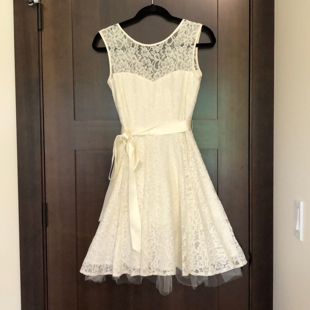 BETSY & ADAM wedding dress WOW BLOW OUT SALE